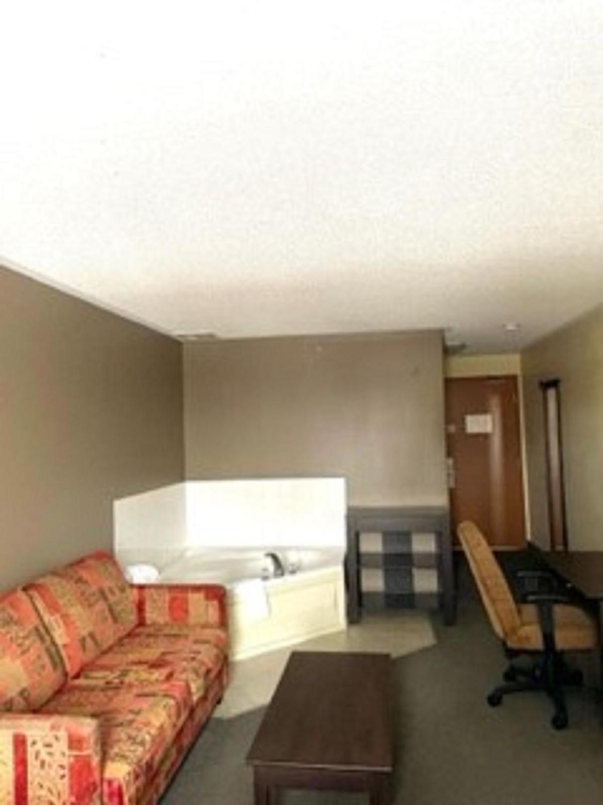 Hotel Super 8 By Wyndham Barrie South Esterno foto