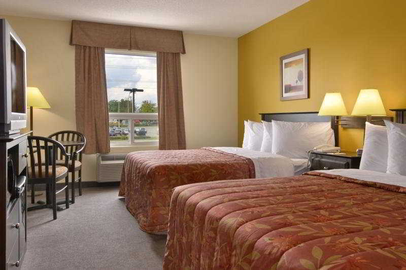 Hotel Super 8 By Wyndham Barrie South Esterno foto