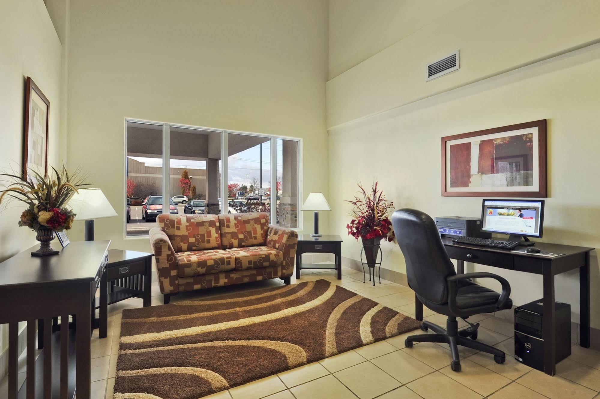 Hotel Super 8 By Wyndham Barrie South Esterno foto